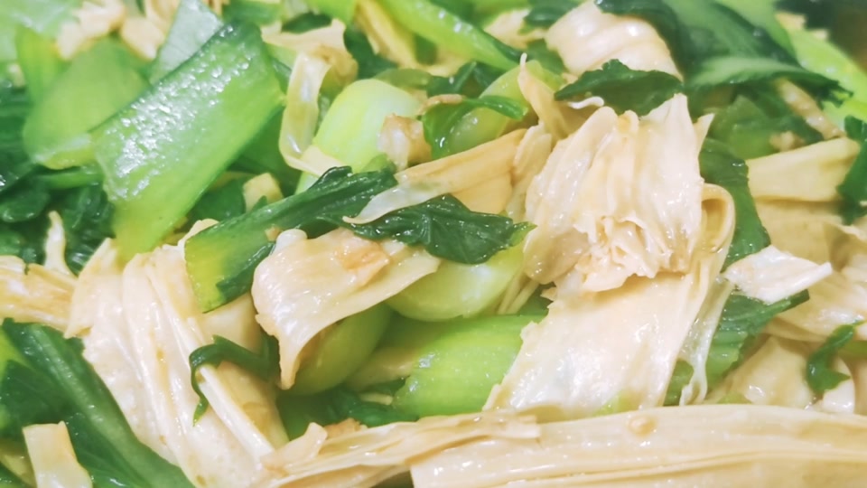 腐竹炒青菜做法
