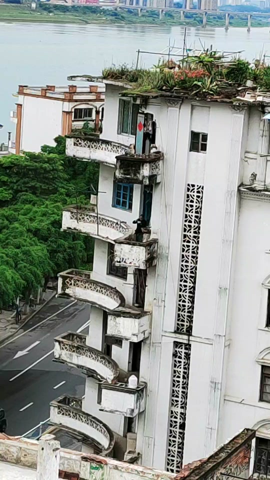 江西莲花塘鬼楼有哪些_景德镇莲花塘鬼屋故事