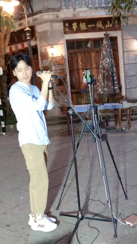 敢爱敢做街头歌手阿康_翻唱林子祥敢爱敢做_林子祥歌曲敢爱敢做歌词