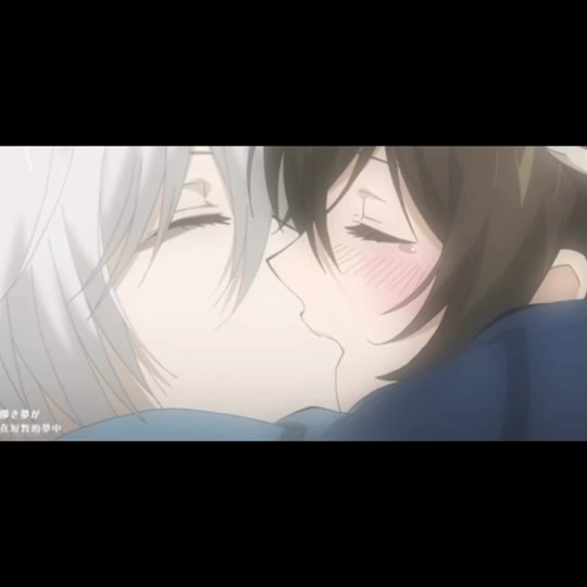 巴卫撕破雪路背后的衣服