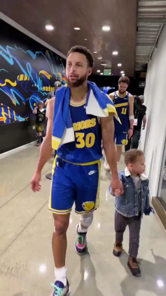 卡农库里汤普森 - 抖音