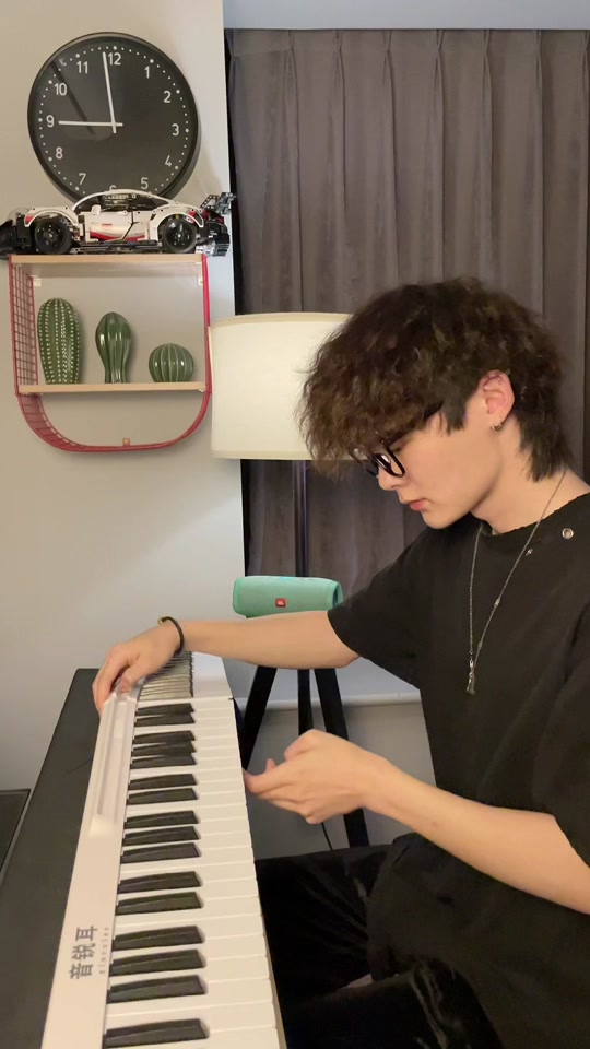 杨清柠与王乐乐_杨清柠王乐乐我们歌词_杨清柠王乐乐的歌曲大全 - 抖