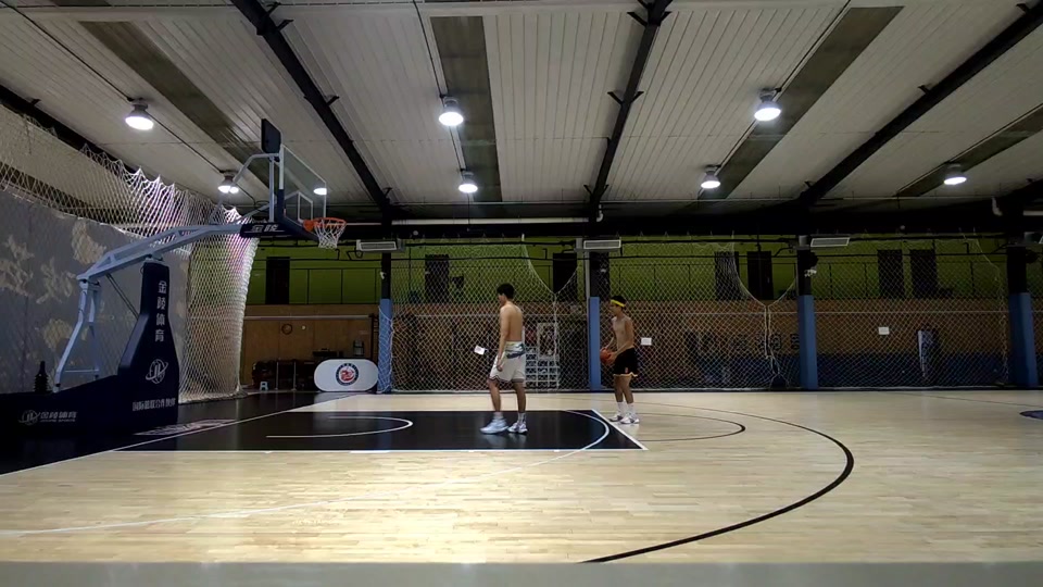 鞠婧祎打篮球 - 抖音