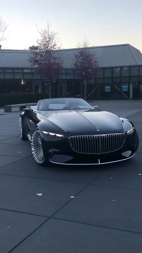 奔驰红色迈巴赫概念车什么时候上市 - 抖音