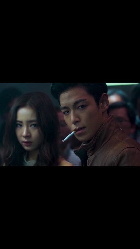 崔胜贤老千剧照_崔胜贤老千2点烟剧照