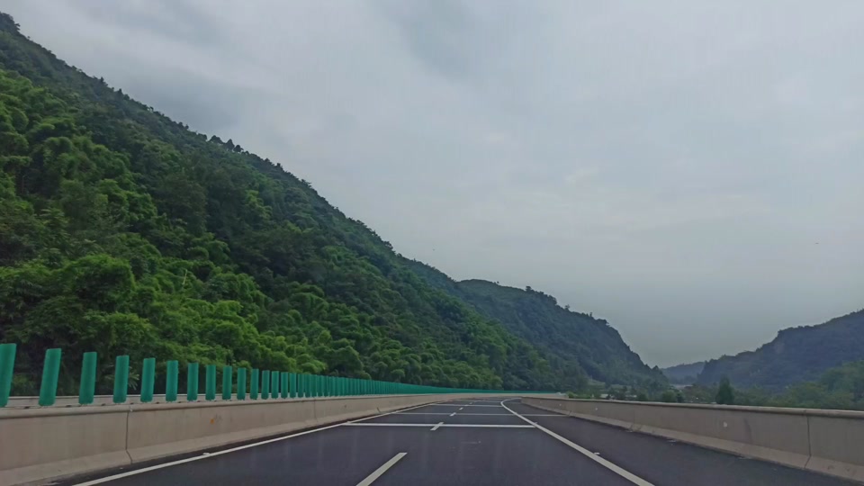 s66隆汉高速试运行多久 - 抖音