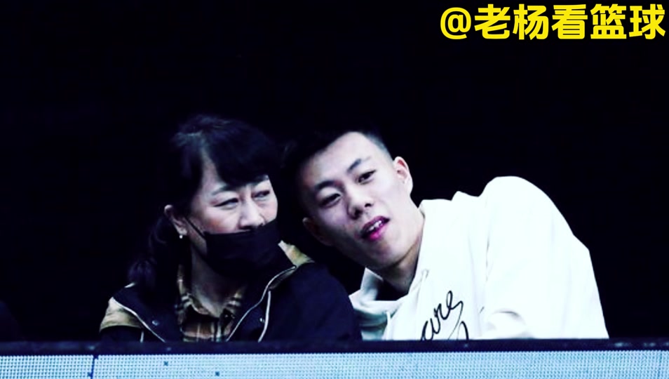 蒋彤飚有自己亲生孩子吗 - 抖音