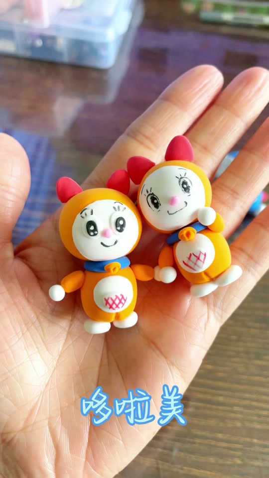 哆啦a梦身体粘土