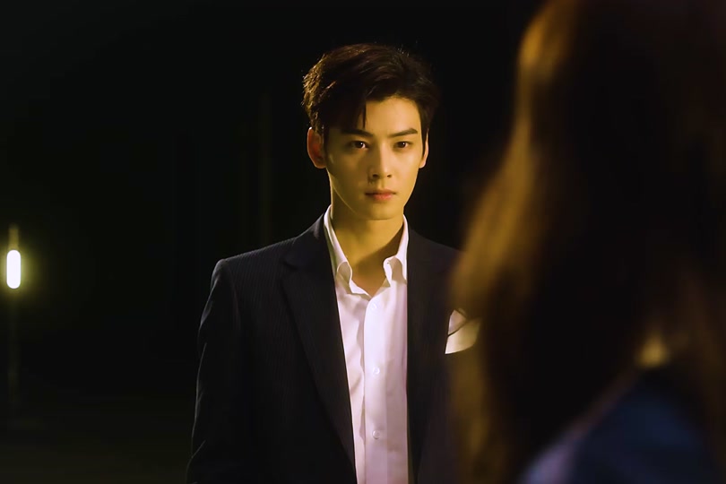 车银优泼水电脑壁纸