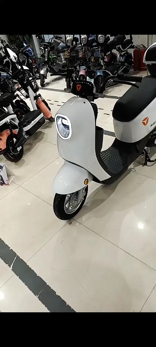 雅迪冠能dm2豪华版可以跑多少码 - 抖音