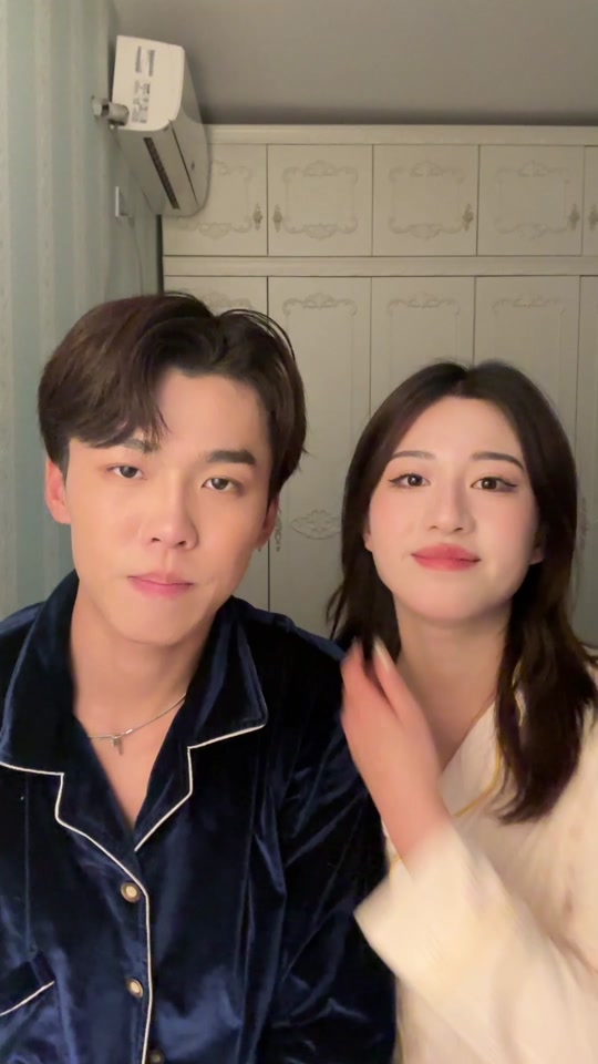 多肉小梨 柏林_多肉小梨柏林邱晨_多肉小梨和柏林是真的情侣吗 - 抖音