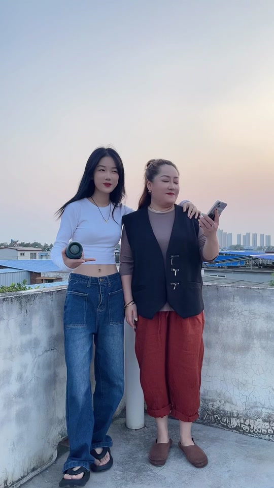 韩妮baby_韩妮baby同框_快手小韩妮 - 抖音