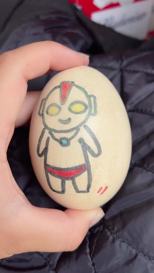 奥特曼鸡蛋彩绘