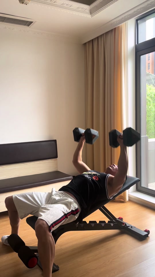 李天赐在北京干什么 - 抖音