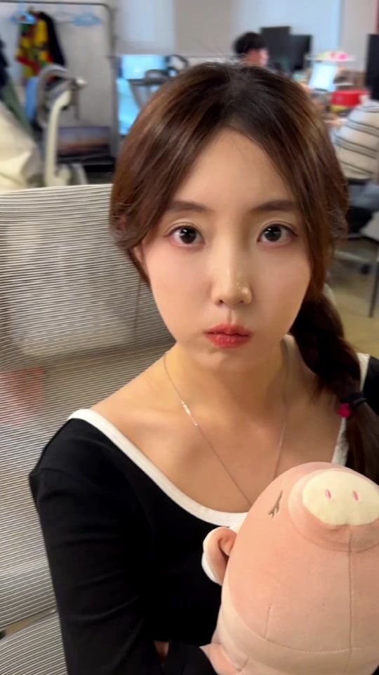 霸哥石慧学历是什么梗