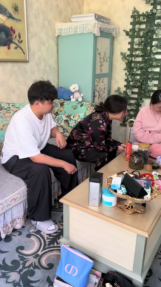 京平抖音=京聊给抖音评论赚钱是真的吗