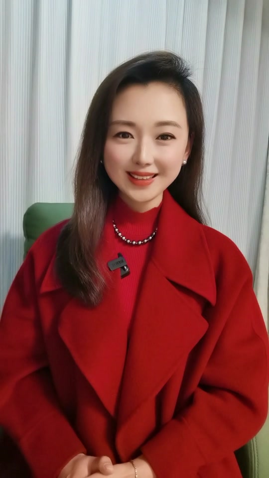 请您收下这份龙年祝福#新年 #祝福 #龙年大吉 #主播梁晶