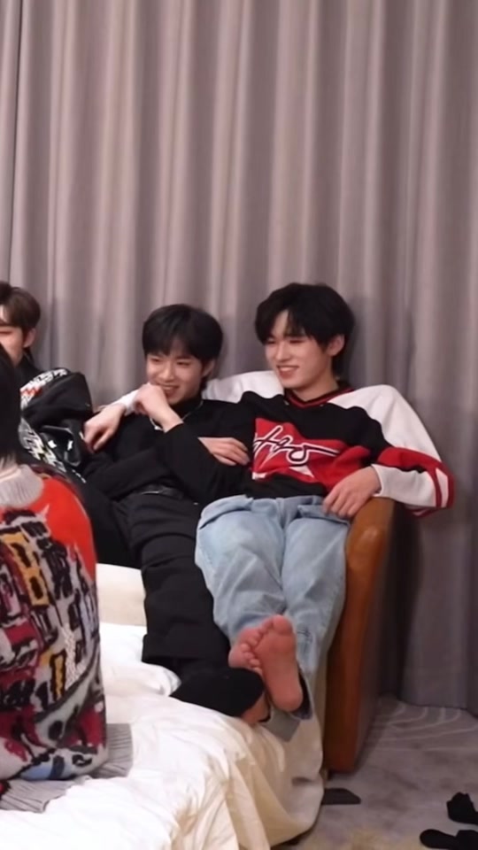 文轩kiss 代餐真人