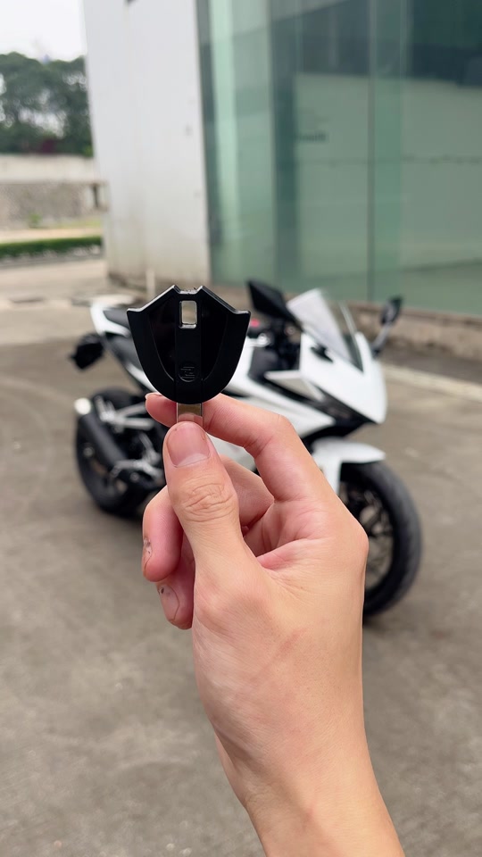 刺鸟250rr抽奖线上还是线下 - 抖音