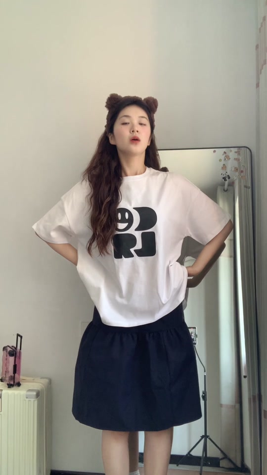 白玫瑰庄园吸血鬼司媛_白玫瑰庄园司媛_白玫瑰庄园司媛温亭山 - 抖音