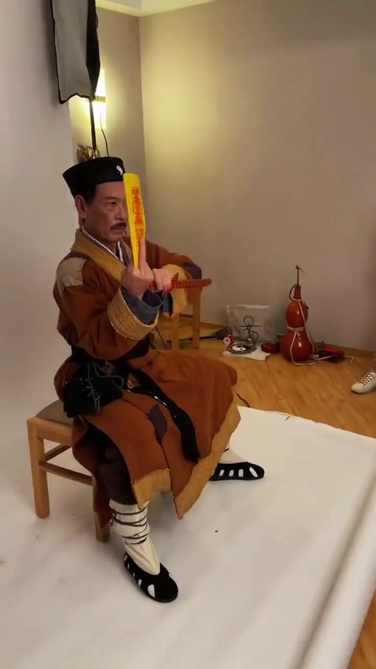 万载在线道士超度视频-道士下山完整版在线观看