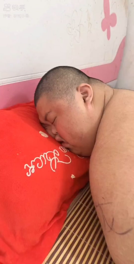 唐氏小鸭哥名场面