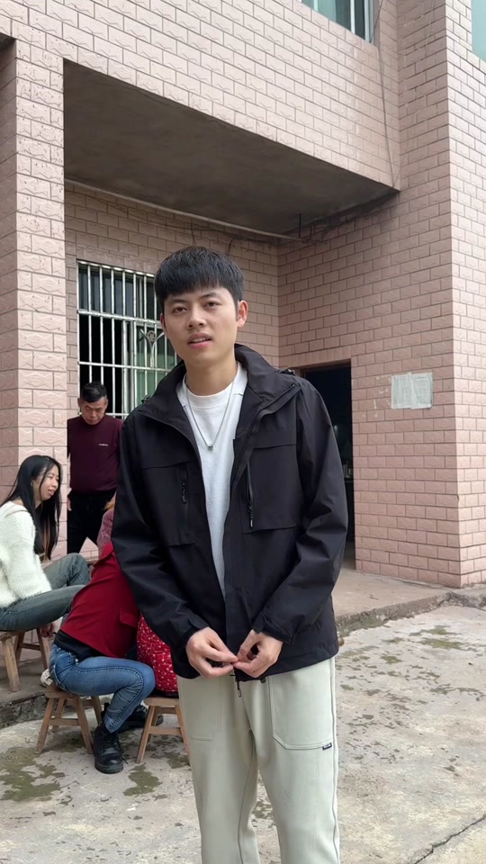 老吴很帅～吴存伟