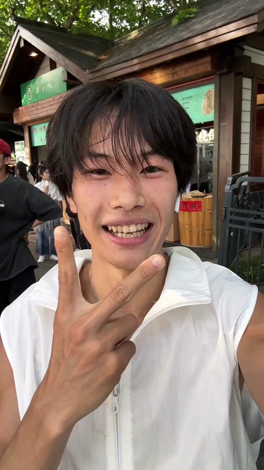 花小龙徒步100公里的那个银行在哪 - 抖音