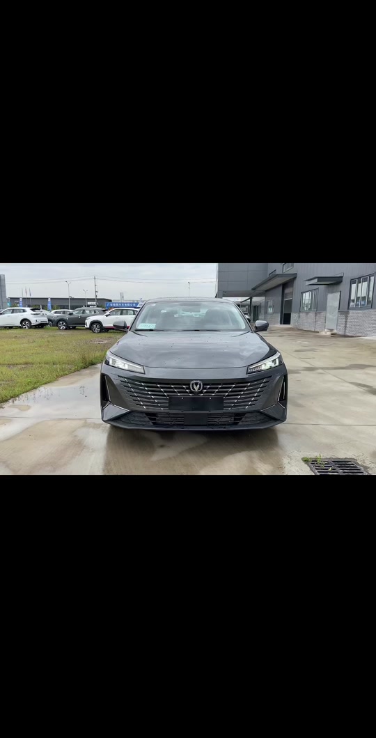 长安逸动蓝鲸版2024有无线充电吗 - 抖音