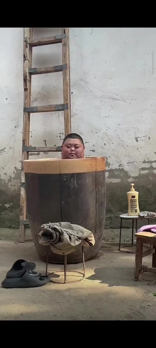 唐氏小鸭哥名场面