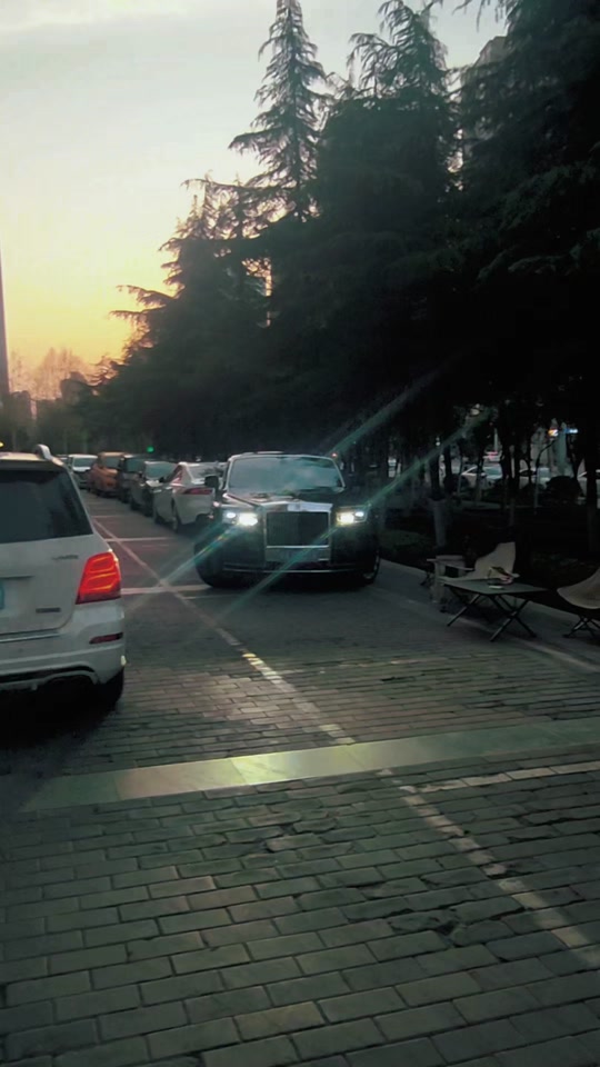 西安李五亮私人车库