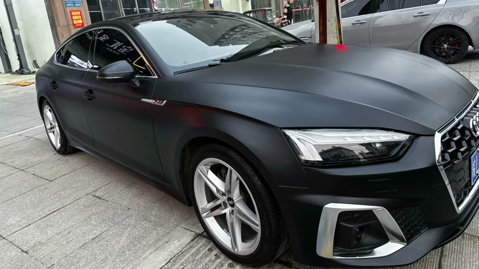 奥迪a5sportback黑武士 - 抖音