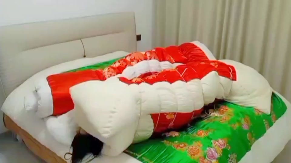 绸缎特厚被子包裹