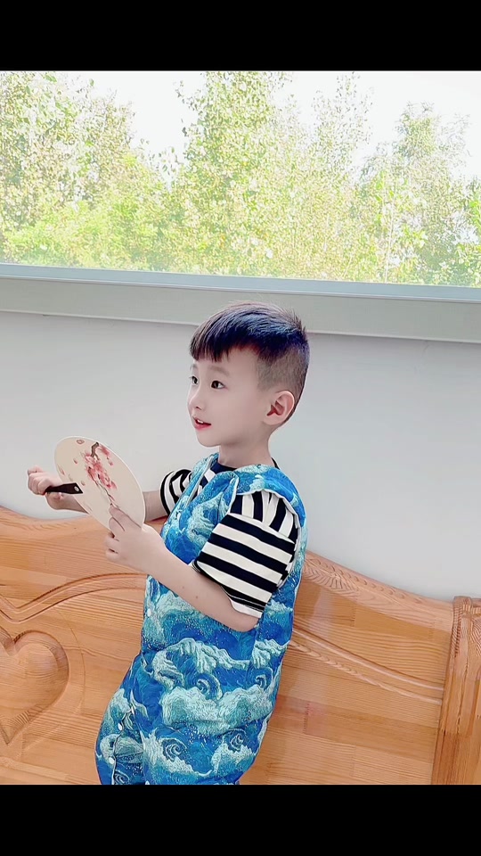 抖音幼师男童=抖音幼师小姐姐