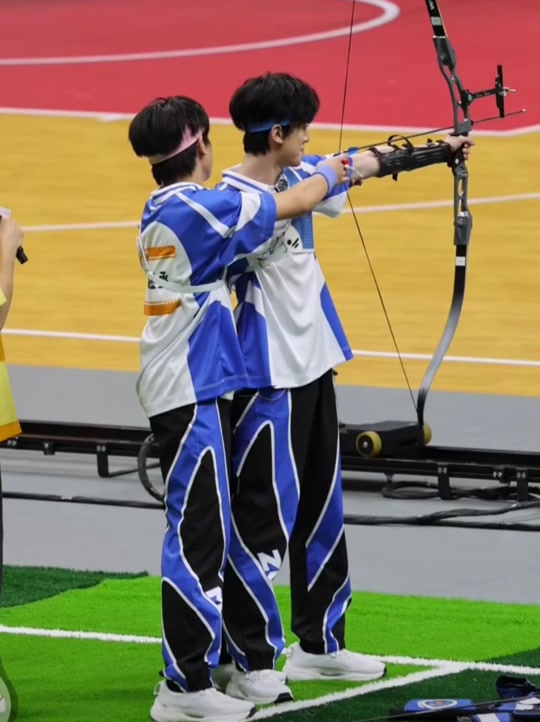 左航运动会露斜方肌 - 抖音