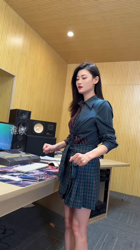 谭歌 歌曲
