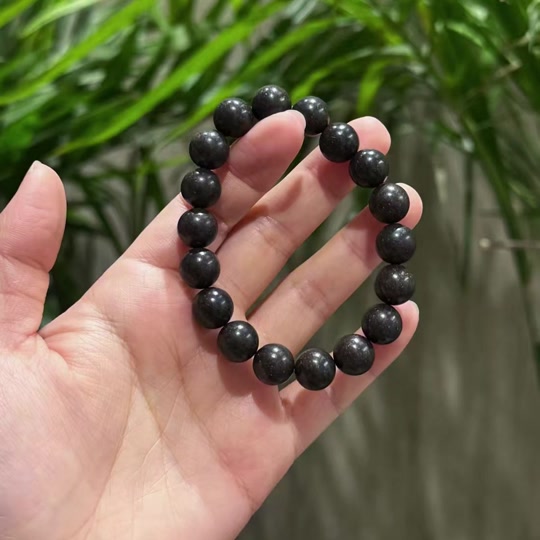 麝牛角手串功效