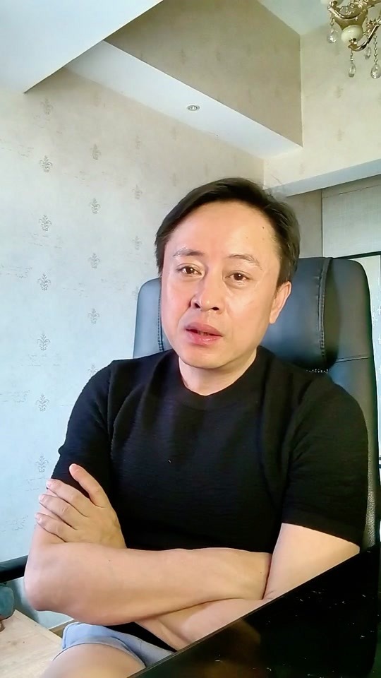 硅谷王川社交媒体的正确使用办法 - 抖音