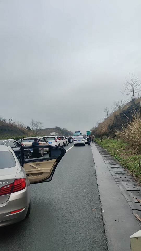 包茂大年初二高速堵车吗 - 抖音