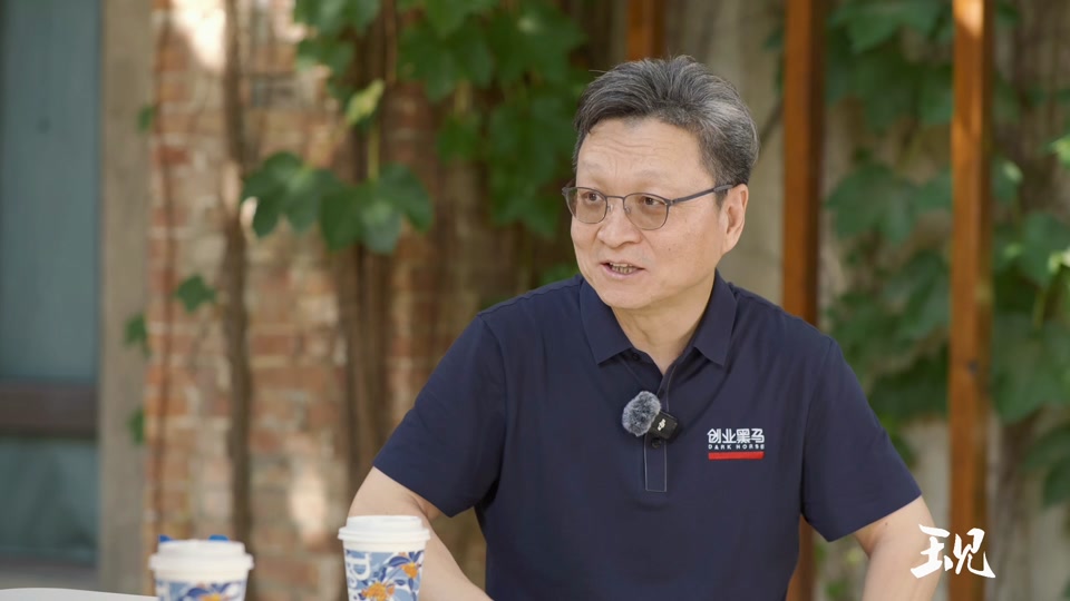 万兴科技业绩公布时间 - 抖音