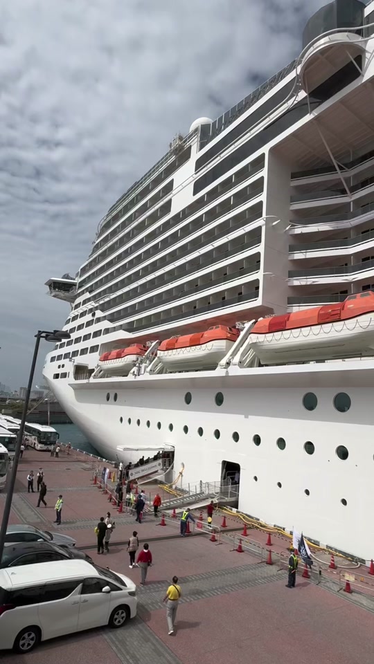 地中海荣耀号下水时间 - 抖音