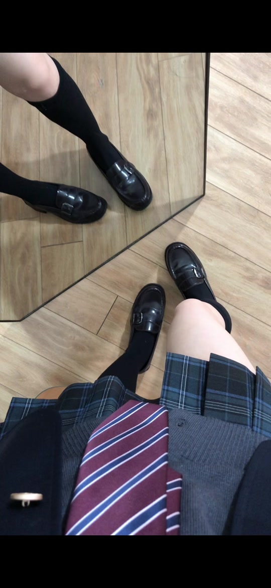 西装跪女版jk