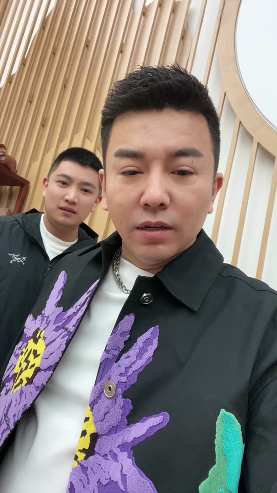 东北老利舞帝传媒封多久 - 抖音