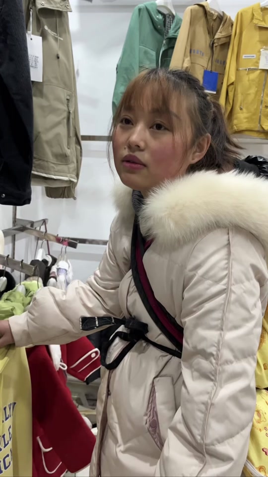 老六快跑生活号 - 抖音