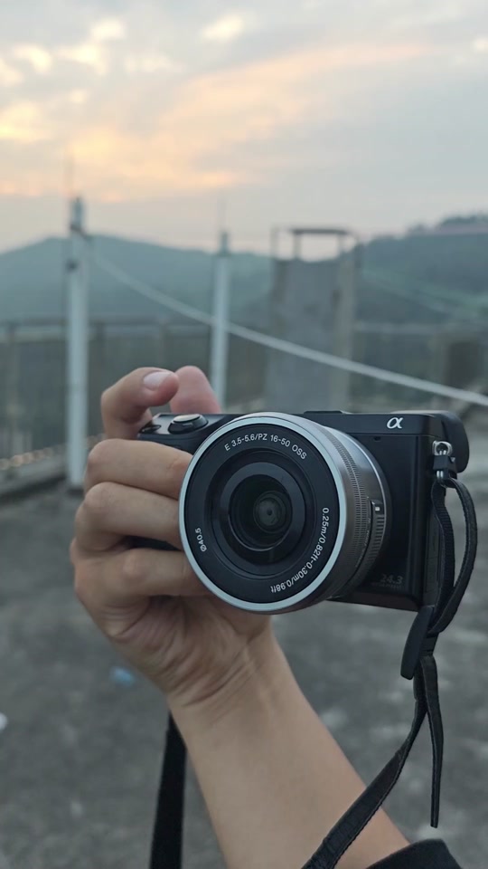 索尼nex7搭配1650镜头 - 抖音