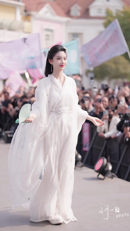 黄玉瑶王语嫣仿妆