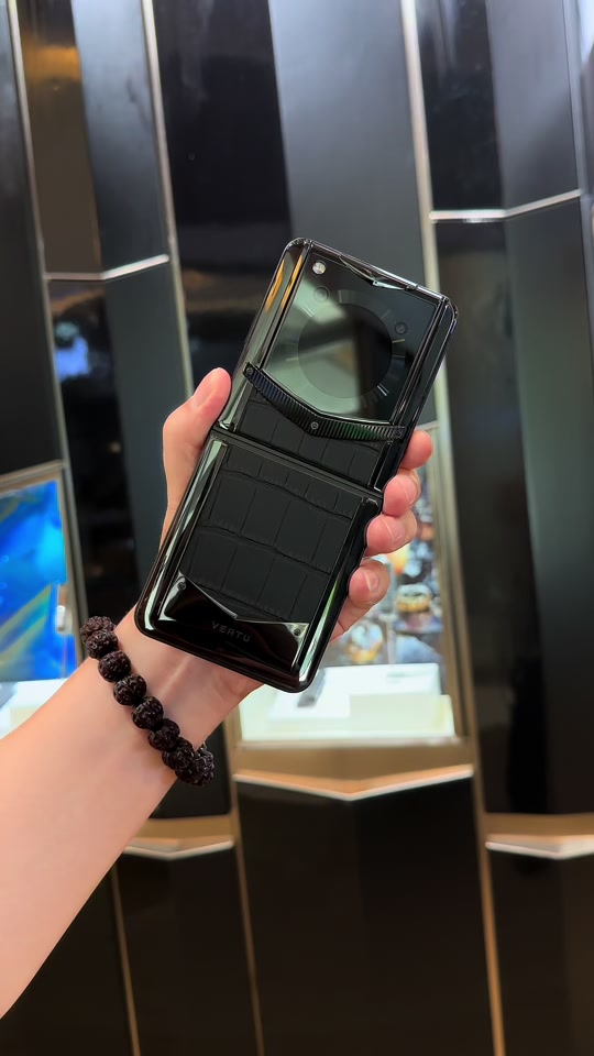 威图折叠屏手机2024新款 - 抖音