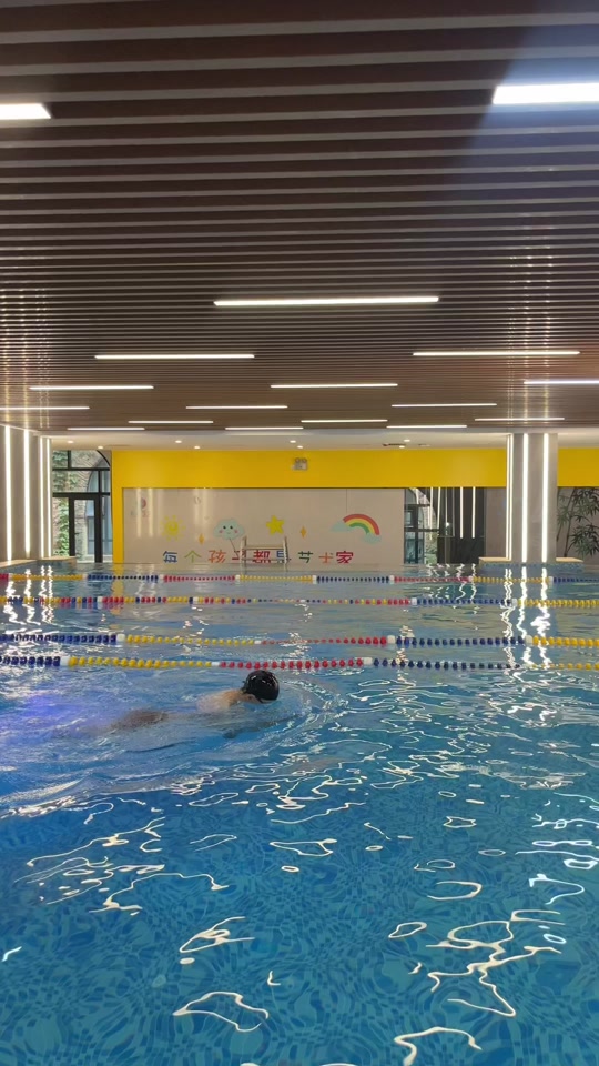 金延安无边际游泳馆#金延安 #恒温泳池 #游泳健身