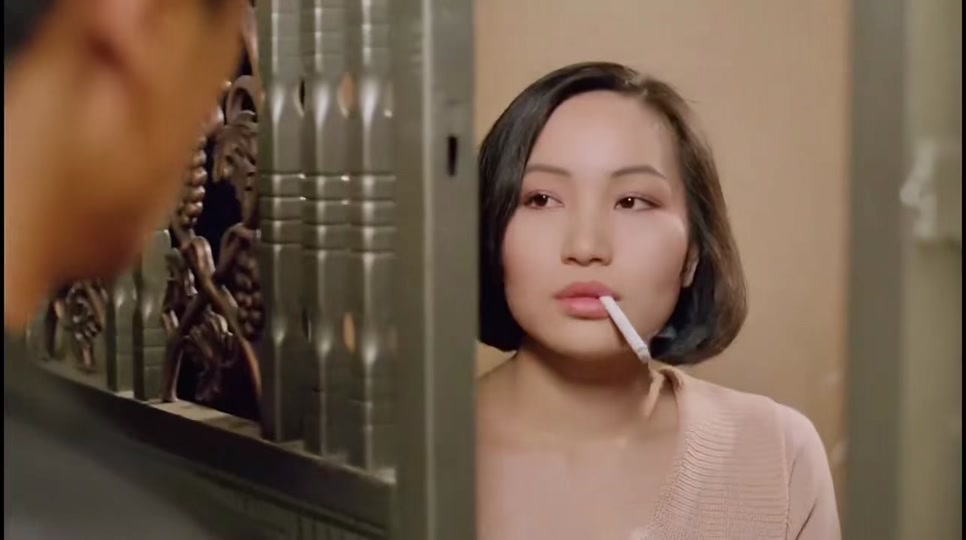 ockxNFD59AAECIMhYWEIYqBASAogsfrgFnfVJs