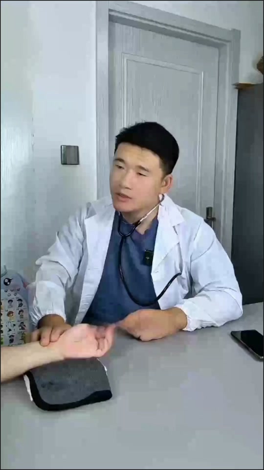 收租五年,终于遇到同行了#广东 #房东阿天 #原创视频,阿天房东以前